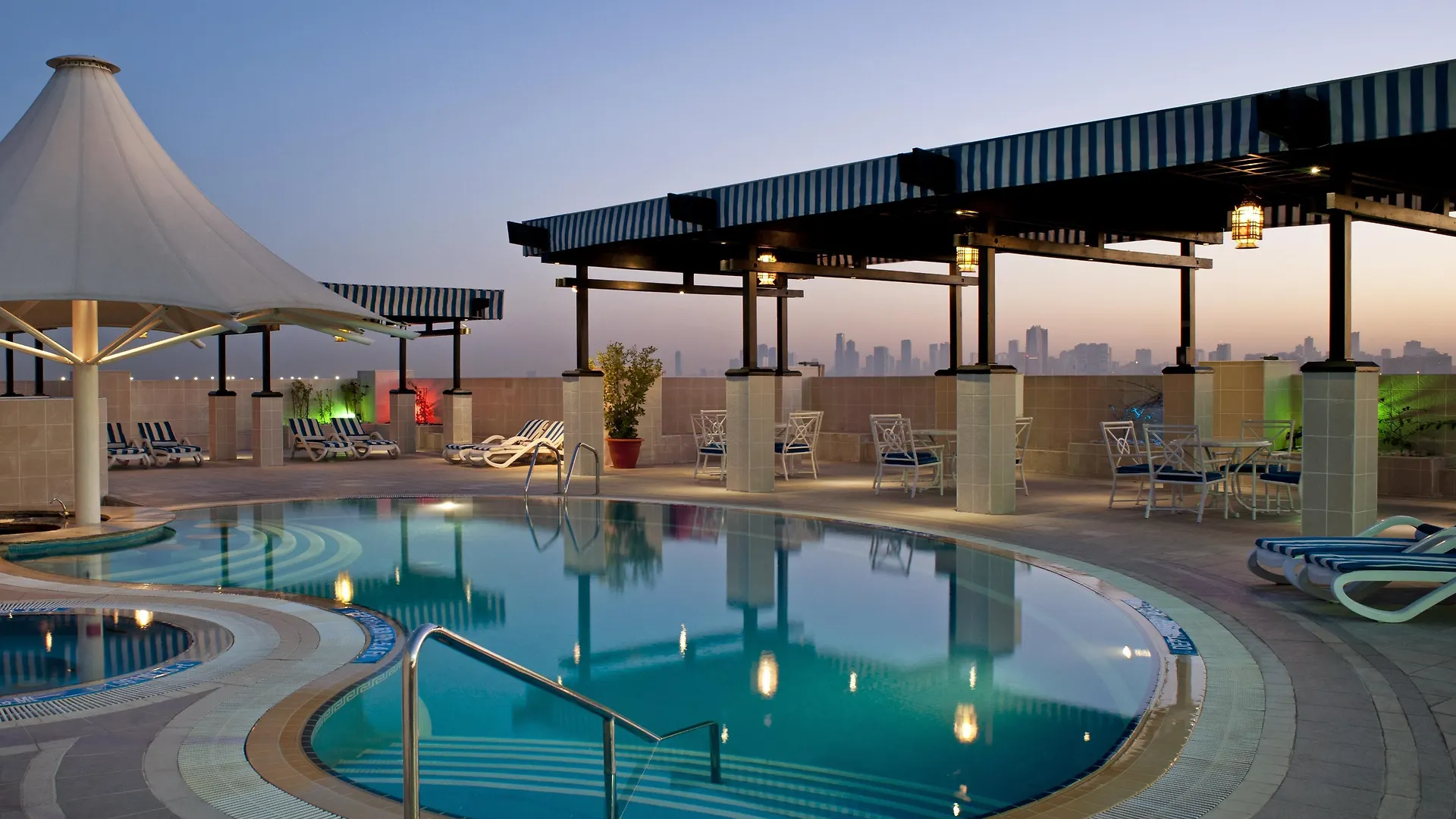 Grand Excelsior Hotel Deira Dubái