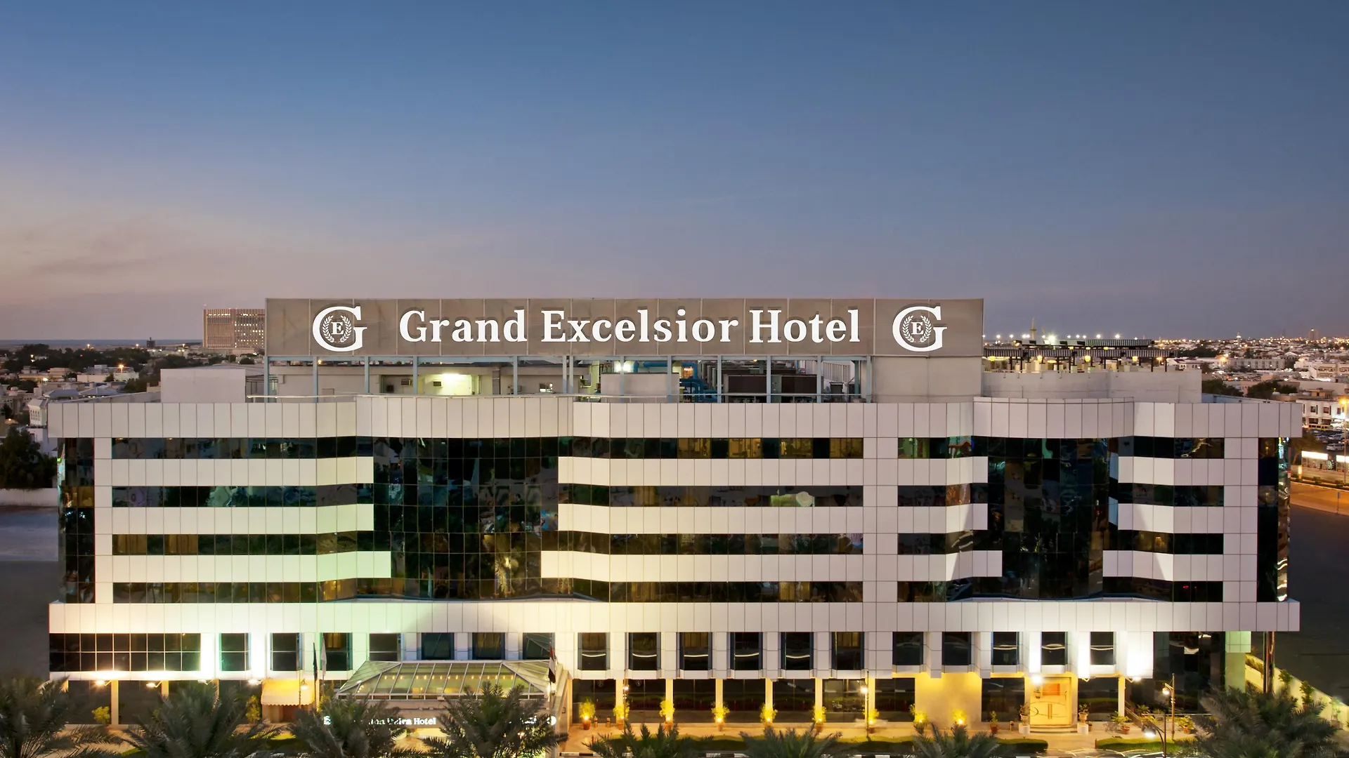 Grand Excelsior Hotel Deira Dubái Emiratos Árabes Unidos